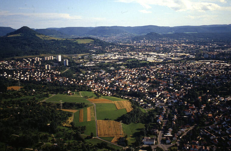 Historische Luftbildaufnahme von Reutlingen-Sondelfingen