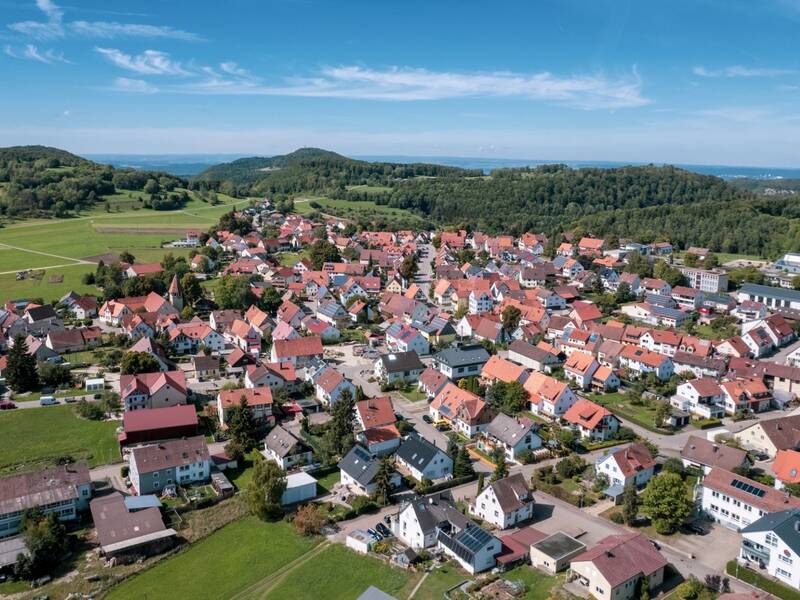 Luftbildaufnahme von Sonnenbühl-Genkingen