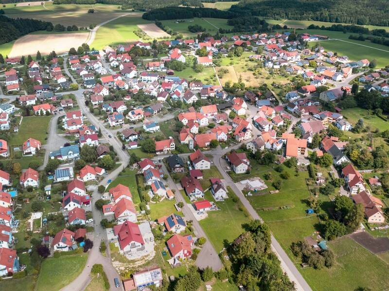 Luftbildaufnahme von St. Johann-Bleichstetten