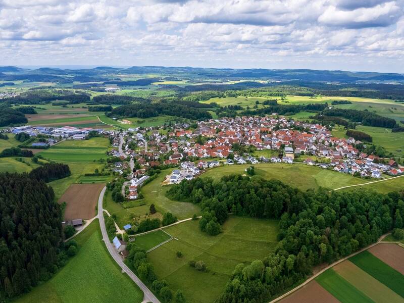 Luftbildaufnahme von Trochtelfingen-Steinhilben